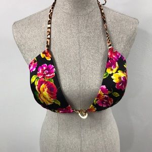 NWOT Victoria’s Secret floral bikini top